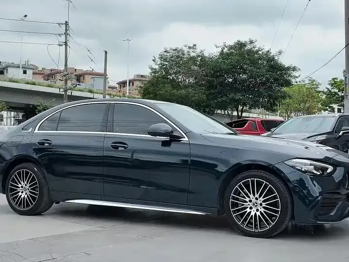 Mercedes Benz Class C 2022 C 260 L Sports Edition 3