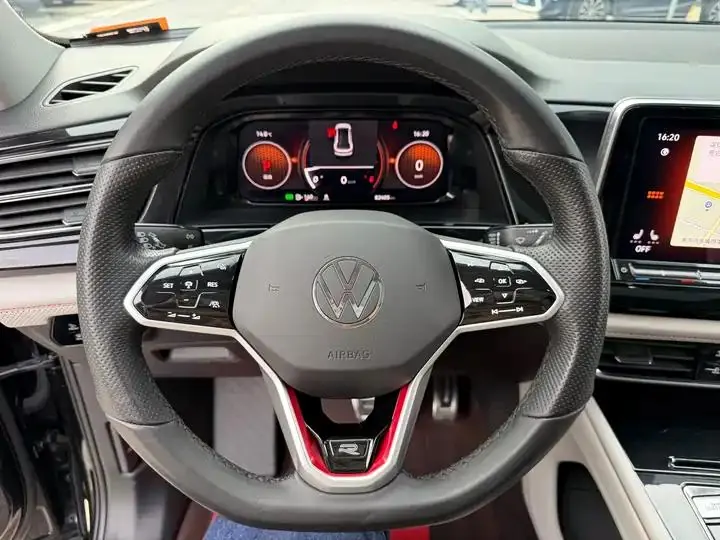 Touang X 2023 Touang X 380TSI 4-wheel Drive Enjoy Deluxe Edition 10
