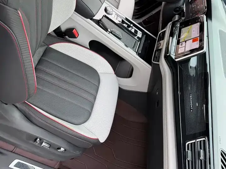 Touang X 2023 Touang X 380TSI 4-wheel Drive Enjoy Deluxe Edition 20