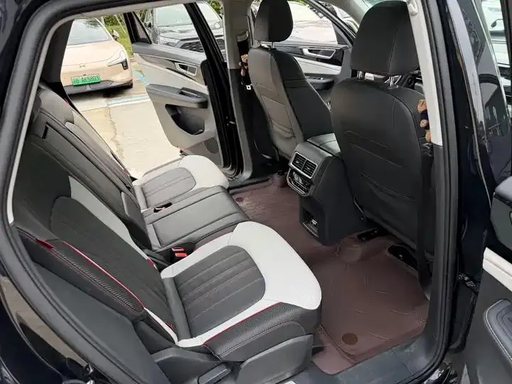 Touang X 2023 Touang X 380TSI 4-wheel Drive Enjoy Deluxe Edition 21