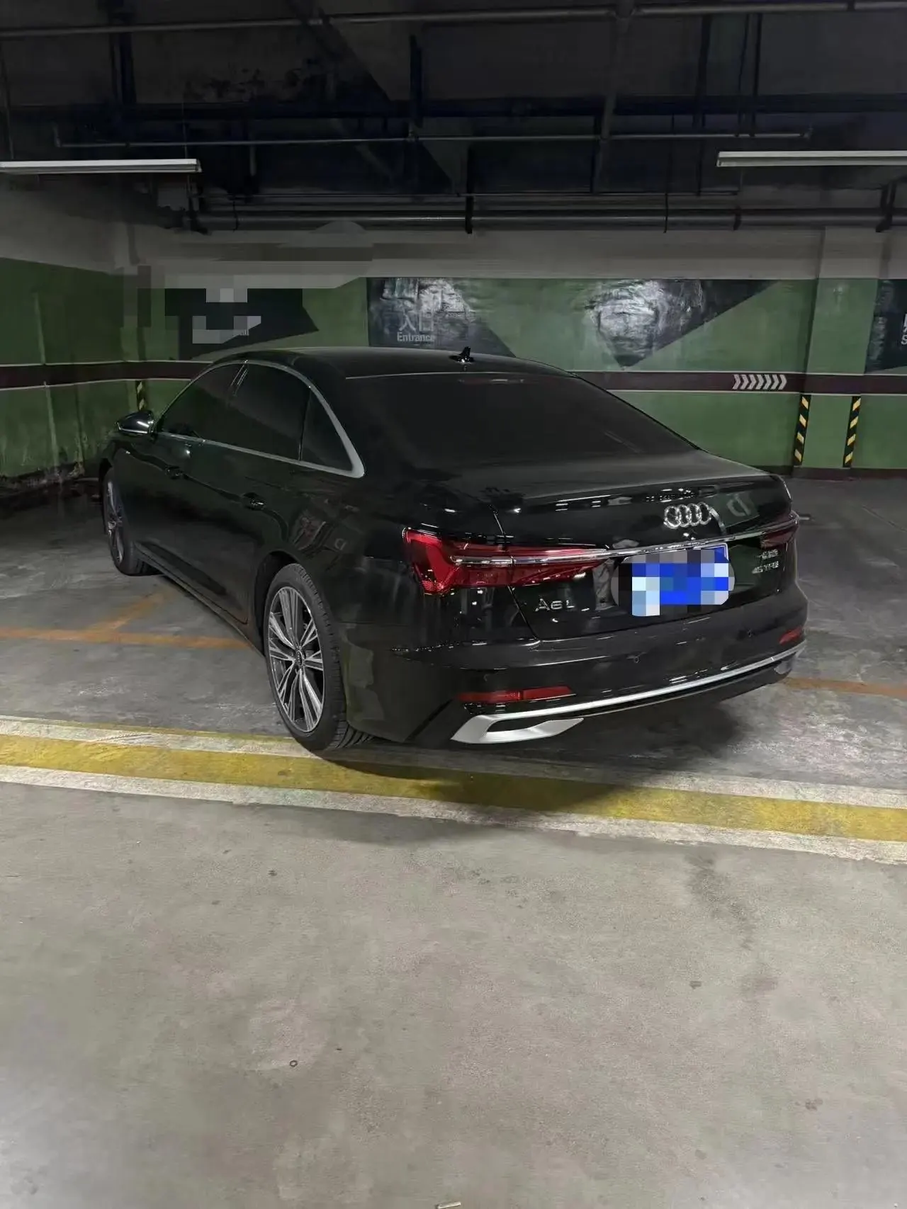 Audi 2025 A6L 2.0TFSI 45TFSI Prestige Dynamic Edition, Automatic 2