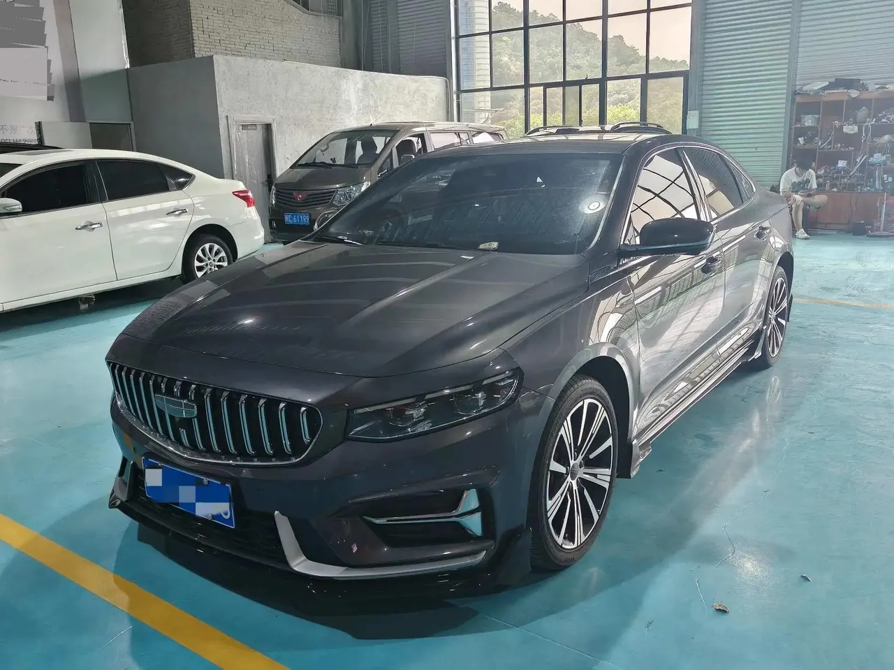 Geely 2025 Xingrui 1.5TD Oriental Yao Kunlun Edition Automatic - View 1