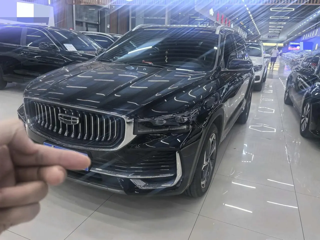 Geely 2025 XingyueL (Monjaro) 2.0TD Xingyun Edition Automatic - View 1