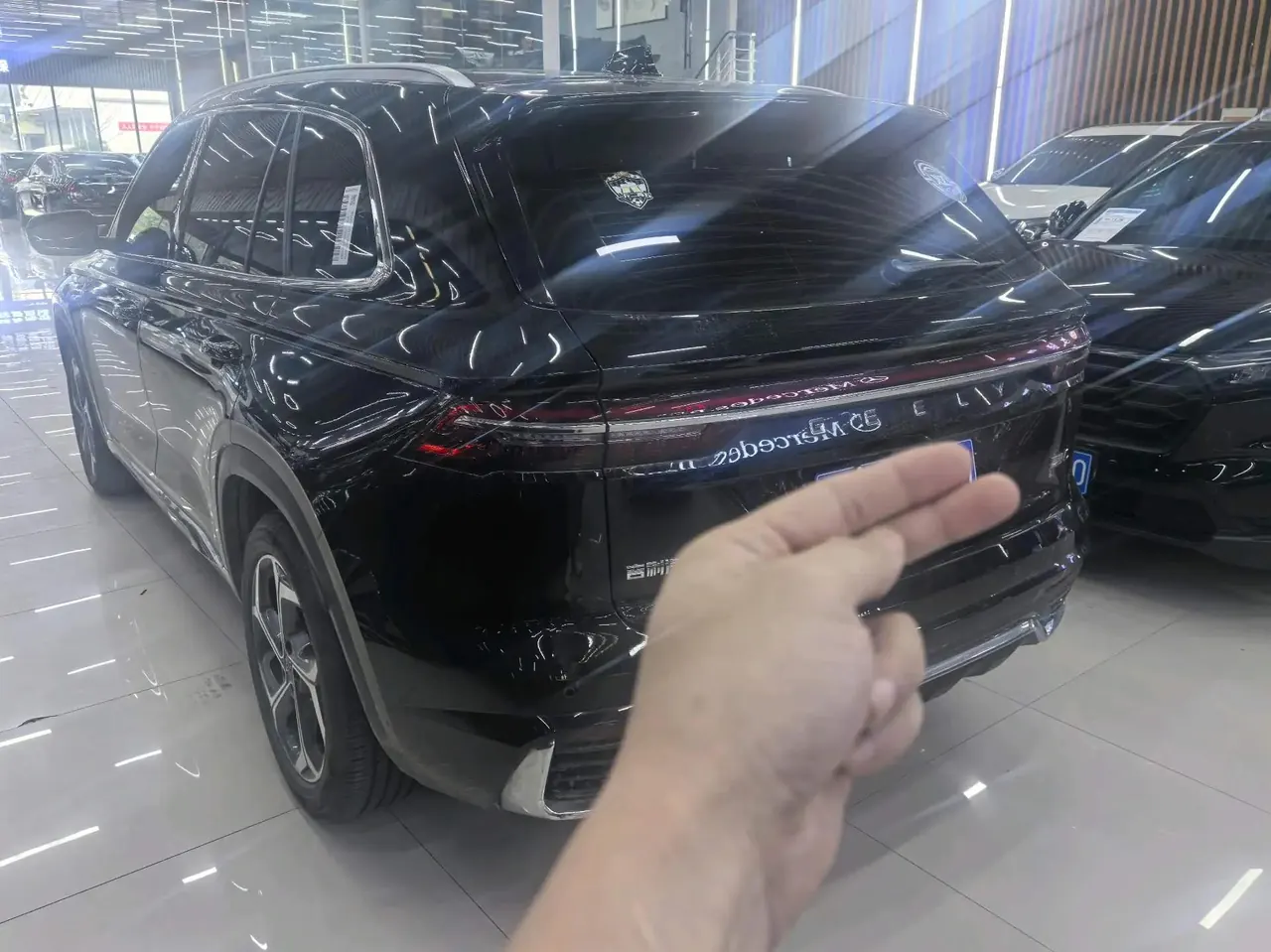 Geely 2025 XingyueL (Monjaro) 2.0TD Xingyun Edition Automatic 3