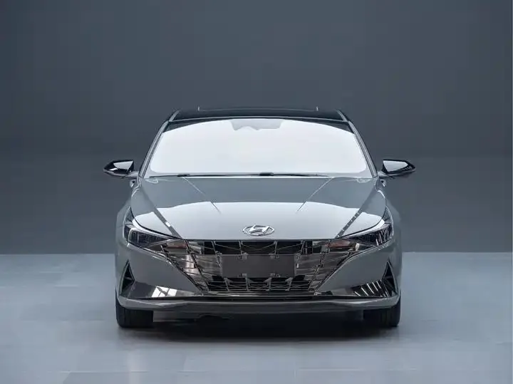 Elantra 2022 240TGDi DCT LUX Prestige Edition 6
