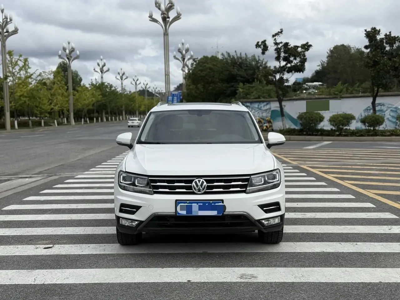 Tiguan L 2019 330TSI Auto Two-Drive Smart Deluxe Edition National V 2