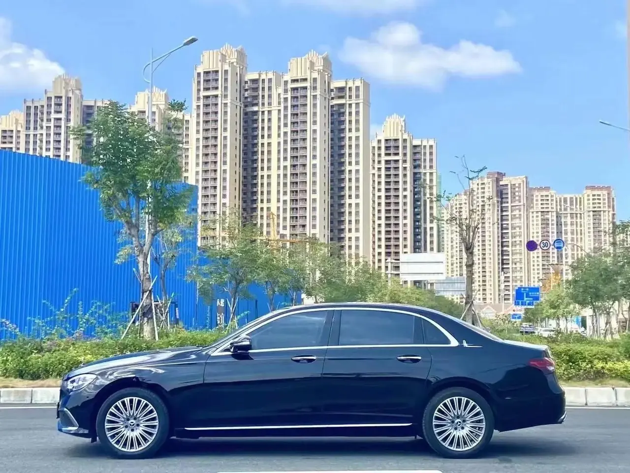 Mercedes Benz E-Class 2021 E 300 L Fashion 4