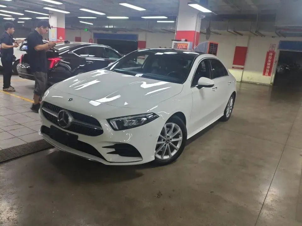 Mercedes Benz Class A 2020 Model to A 200 L Sports Car Dynamic Model - View 1