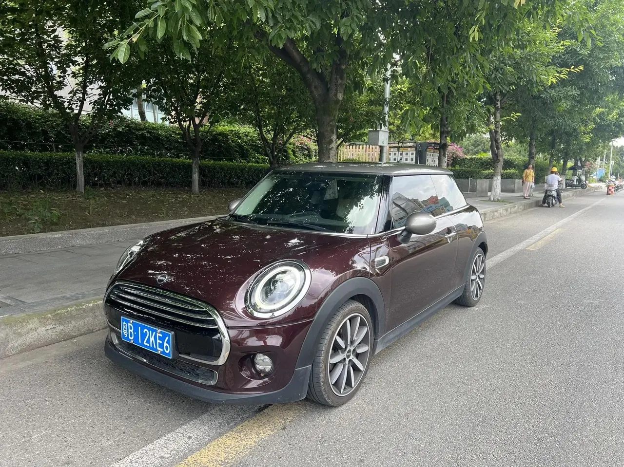 MINI 2019 1.5T COOPER ARTIST - View 1