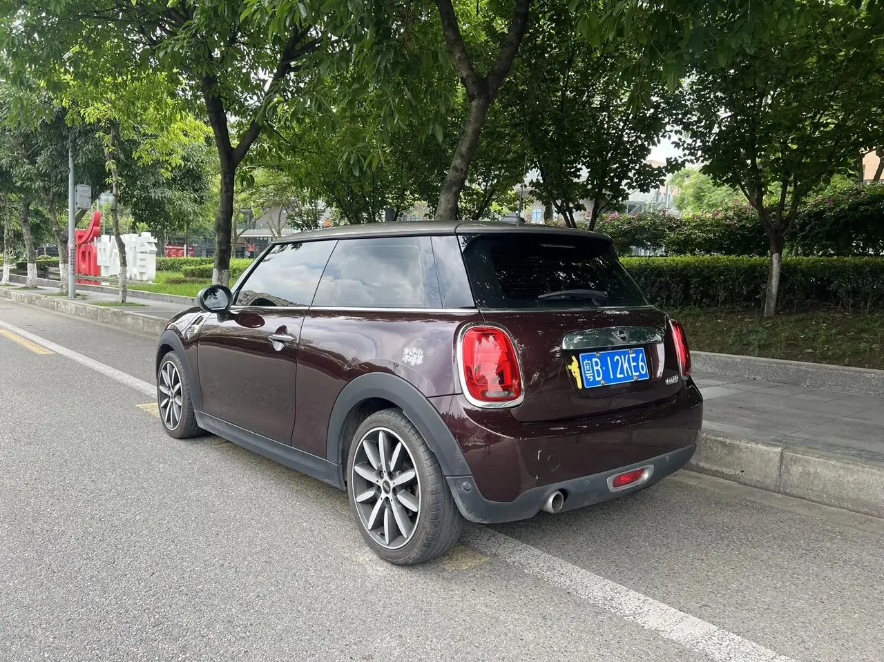 MINI 2019 1.5T COOPER ARTIST 4
