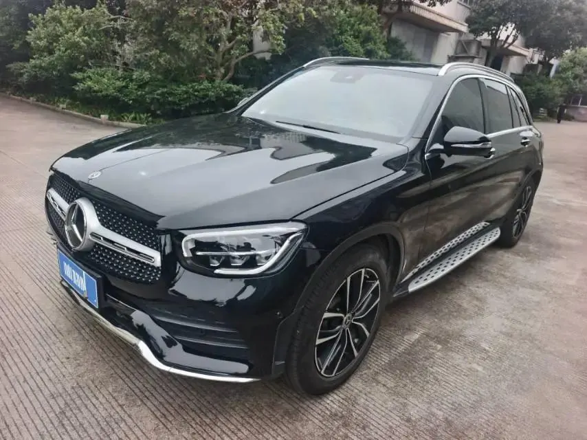 Mercedes Benz GLC 2020 model, facelifted GLC 300 L 4MATIC Sport version - View 1
