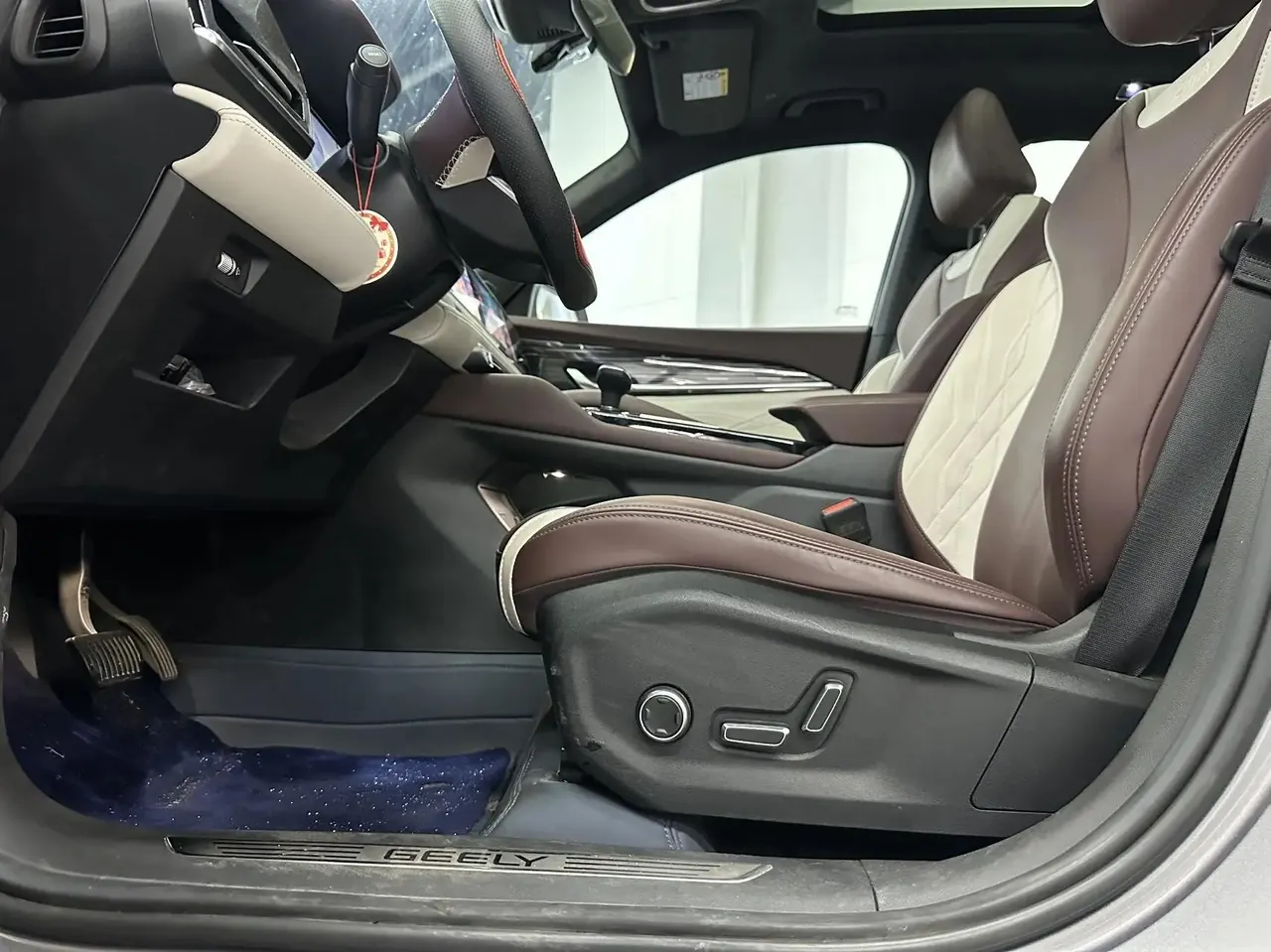 XingyueL (Monjaro) 2021 model 2.0TD DCT EVO two-wheel-drive premium version 4