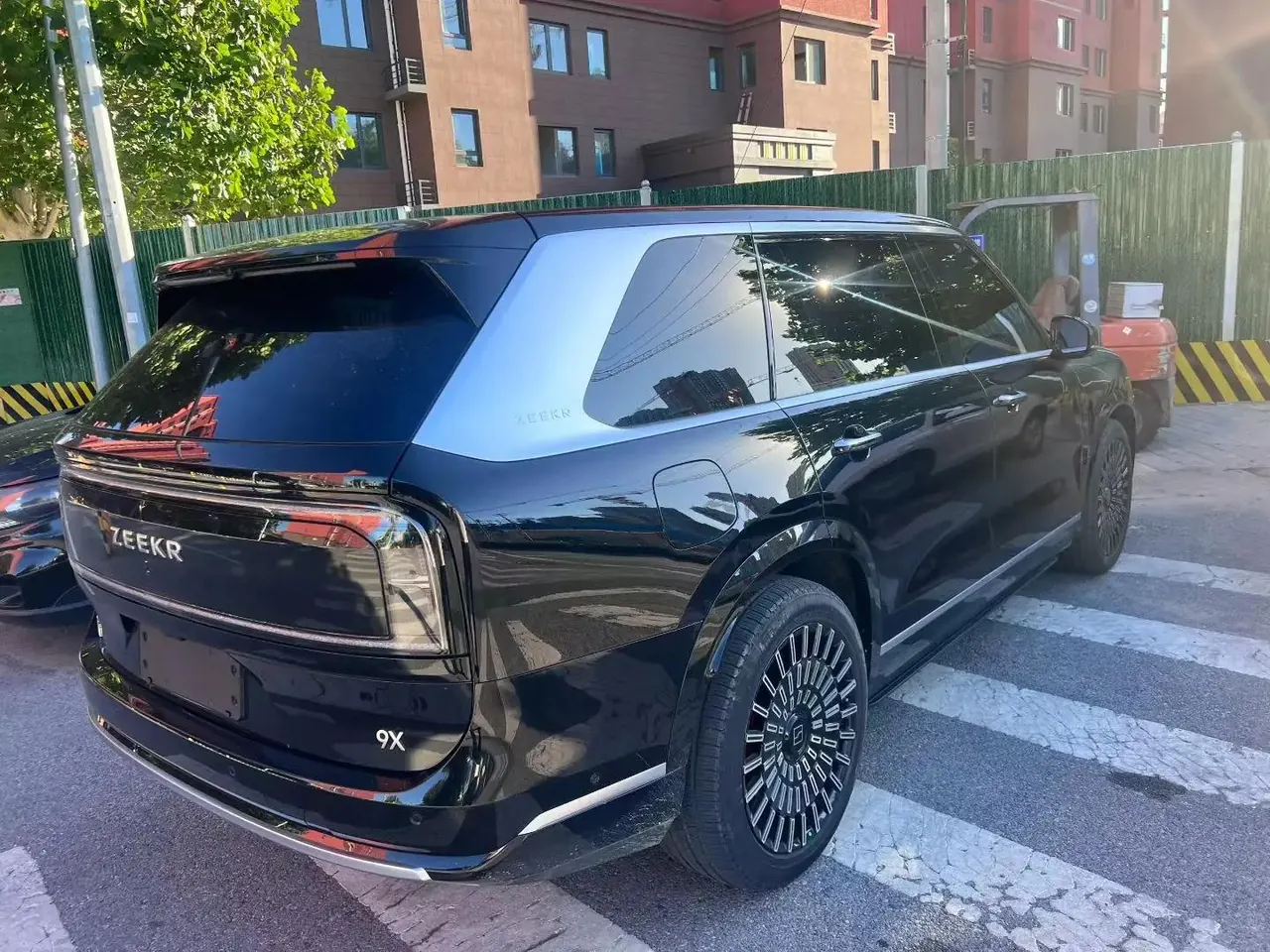 Zeekr 2025 Zeekr 9X 2.0T Hyper Edition 70kWh Automatic Gear 6