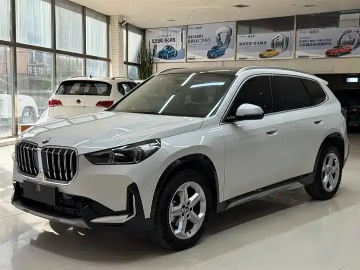 BMW X1 2023 sDrive20Li X Design Set - View 1
