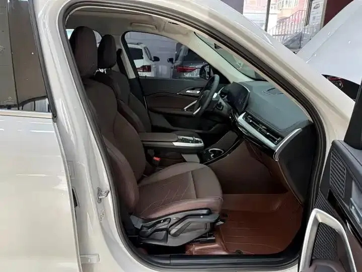 BMW X1 2023 sDrive20Li X Design Set 21