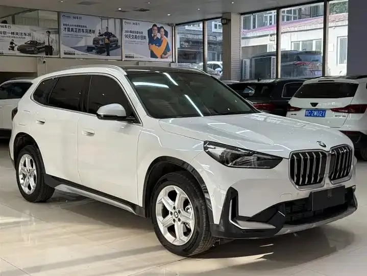 BMW X1 2023 sDrive20Li X Design Set 3