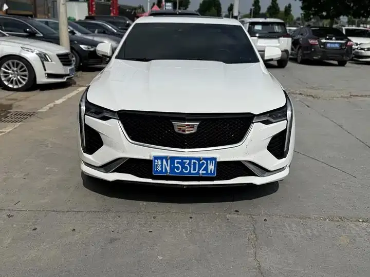 Cadillac CT4 2020 28T Luxury Model 3