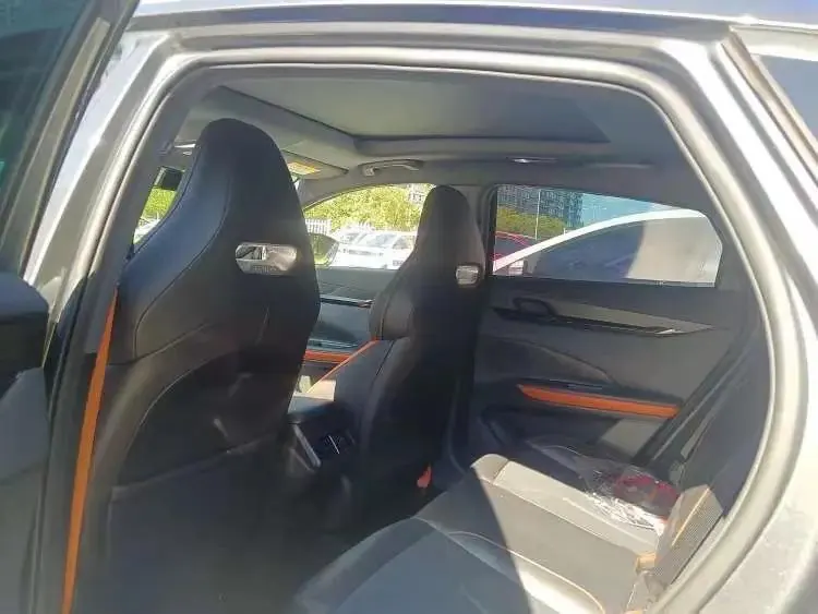 ChangAn 2023 UNI-V 1.5T honorable automatic gear 3