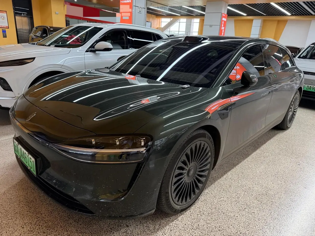 Open image lightbox: Luxeed S9T 2025 pure electric four-wheel drive Ultra