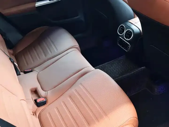 Mercedes Benz GLC 2023 modified GLC 260 L 4MATIC luxury 5 seats 12