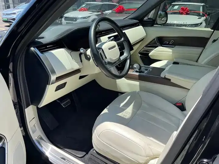 Range Rover 2023 3.0 L 6 400PS Shengshi Extension 7