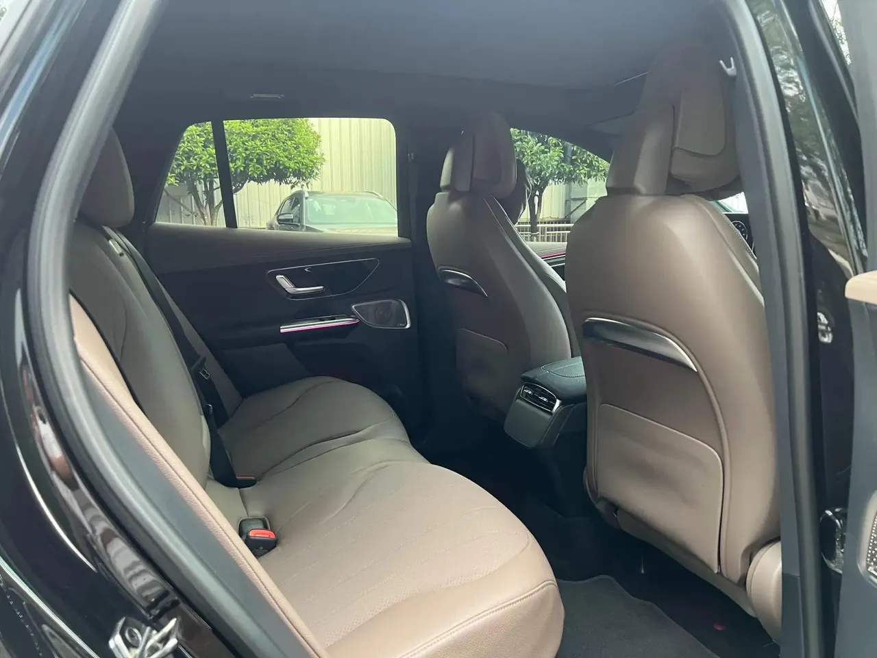 Mercedes Benz EQE SUV 2024 500 4MATIC Deluxe Edition 6