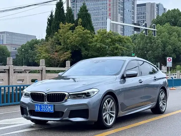 BMW 6 GT 2020 630i M sports suit - View 1