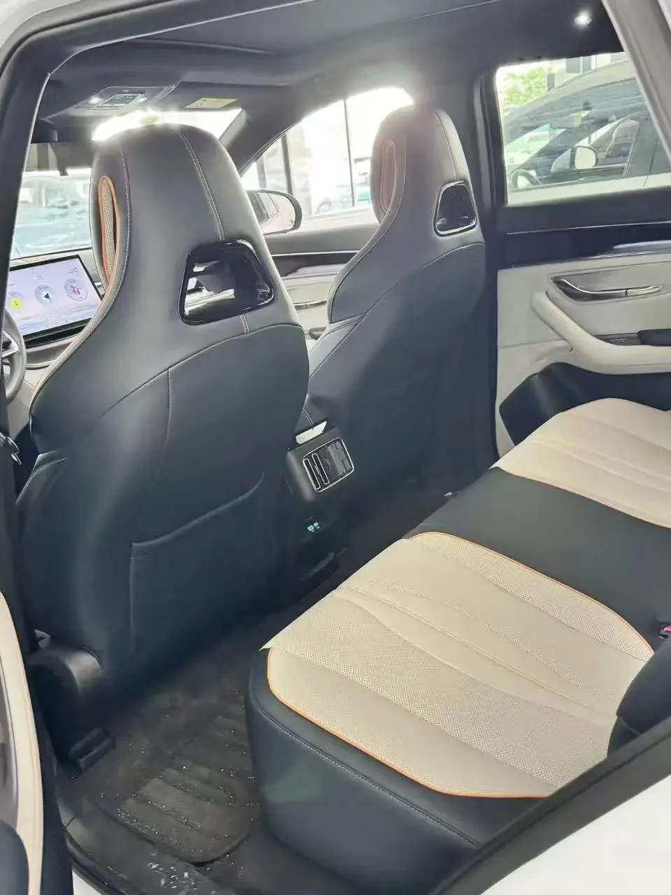 BYD Song PLUS New Energy 2024 Song PLUS DM-i 1.5 Stepless Glory Edition 110km Flagship PLUS Automatic Gear 3