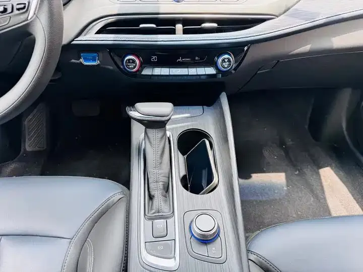 Velite 6 2024 Model 430km Comfort Edition 22
