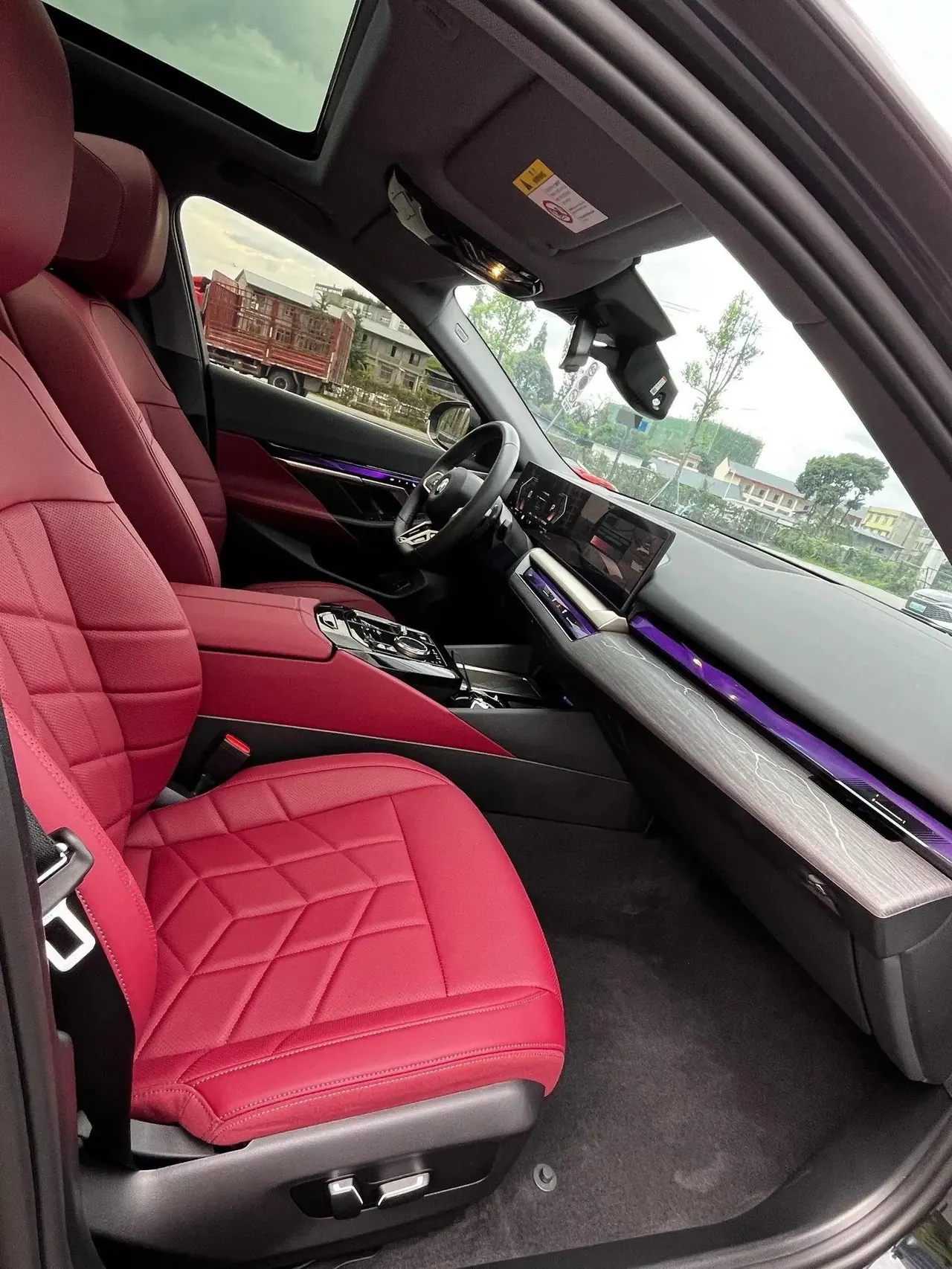 BMW 5 Series 2025 530Li 48V 2.0T Leading Model M Sport Package Automatic 6