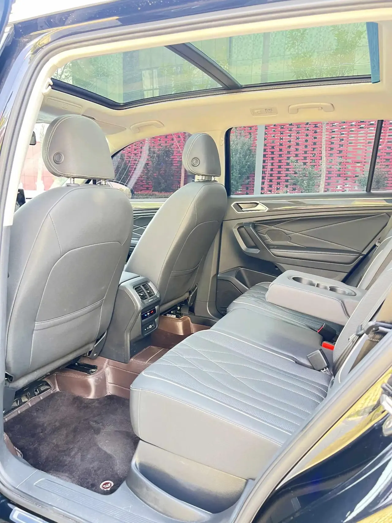 Tiguan L 2022 330TSI Automatic Two-Drive Smart Edition 9