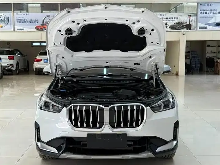 BMW X1 2023 sDrive20Li X Design Set 7