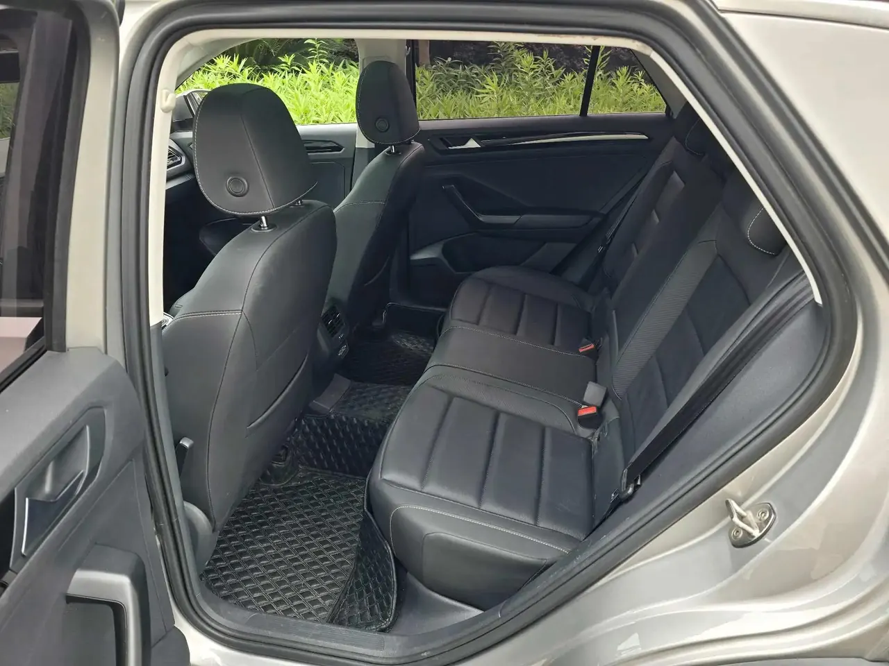 T-ROC Tange 2020 280TSI DSG Two-Drive Luxury Model 6