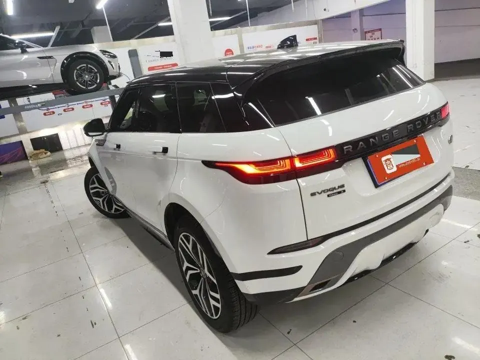 Range Rover Aurora 2020 249PS R-DYNAMIC S Sports Edition 4