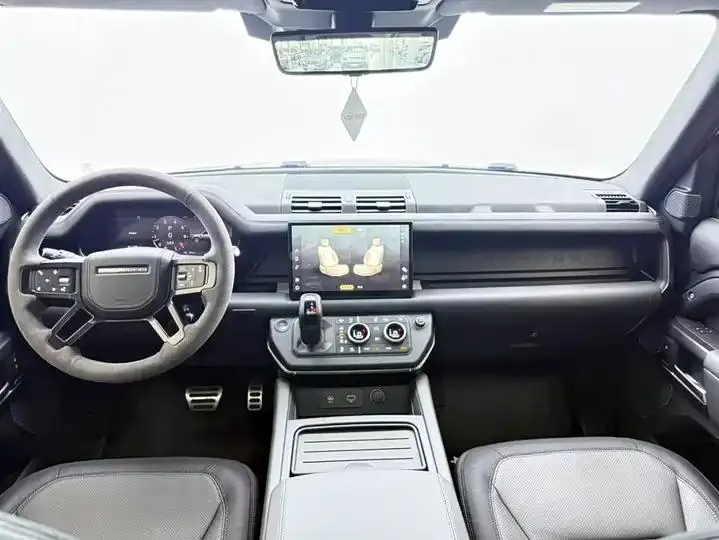 Land Rover Guard 2023 to 110 3.0T P400 X-DYNAMIC HSE 11