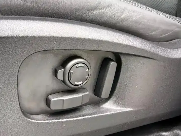 Land Rover Guard 2023 to 110 3.0T P400 X-DYNAMIC HSE 20