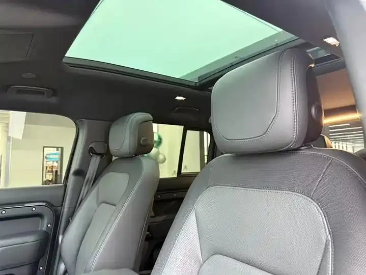 Land Rover Guard 2023 to 110 3.0T P400 X-DYNAMIC HSE 23
