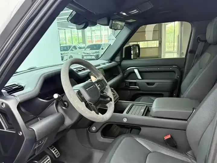 Land Rover Guard 2023 to 110 3.0T P400 X-DYNAMIC HSE 5