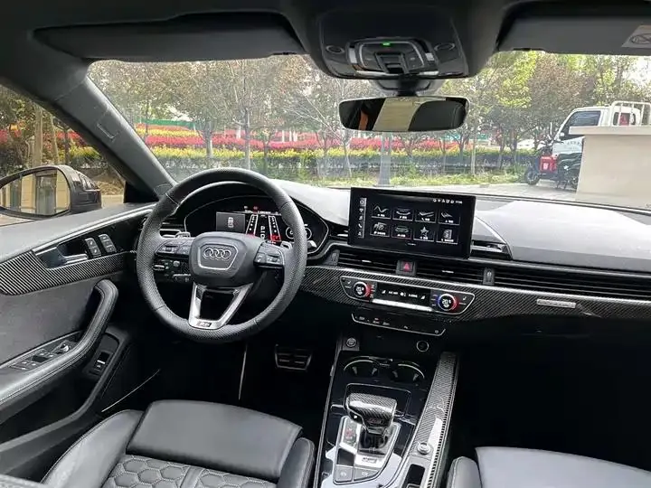 Audi RS 5 2022 RS 5 2.9T Sportback Dark Gold Edition 12