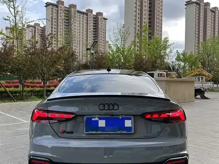 Audi RS 5 2022 RS 5 2.9T Sportback Dark Gold Edition 4