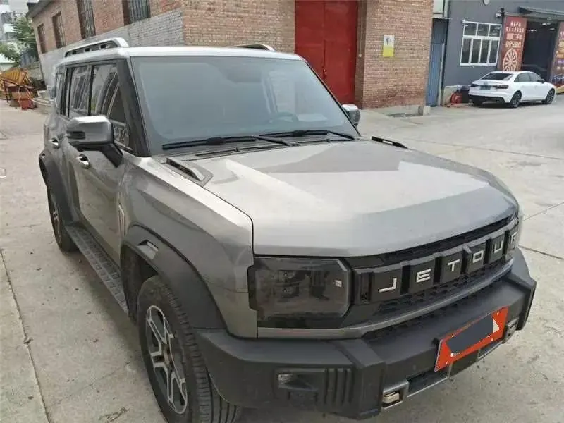 Jetour 2025 Traveler 1.5TD Two-Drive Exploration Automatic Transmission 2
