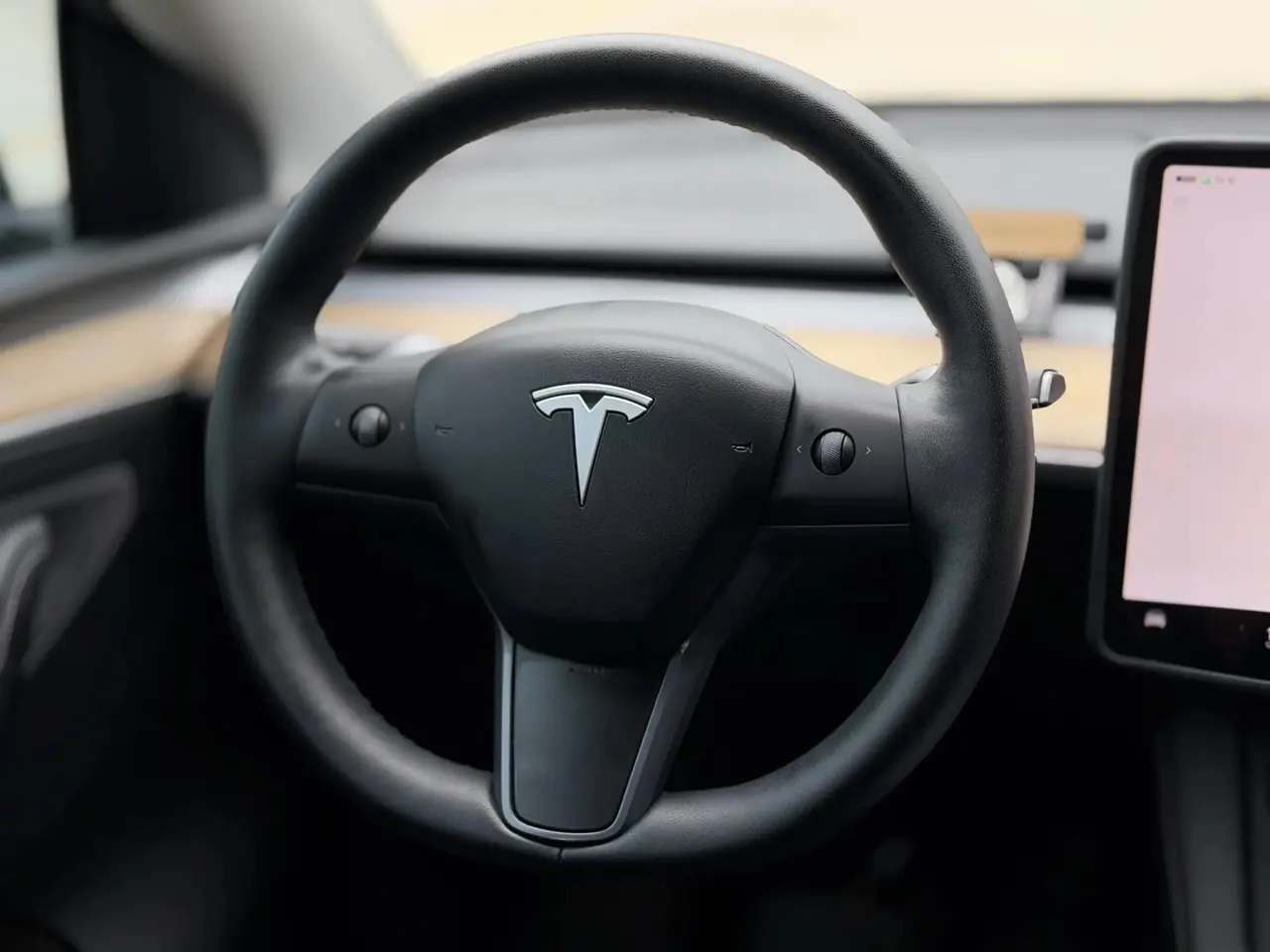 2022 Model Y Refreshed Rear-Wheel-Drive Version 12