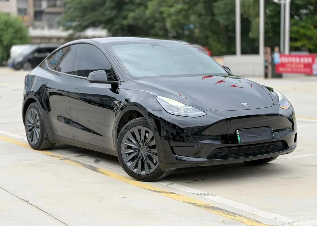 2022 Model Y Refreshed Rear-Wheel-Drive Version 2