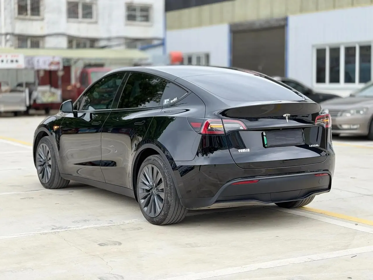 2022 Model Y Refreshed Rear-Wheel-Drive Version 5