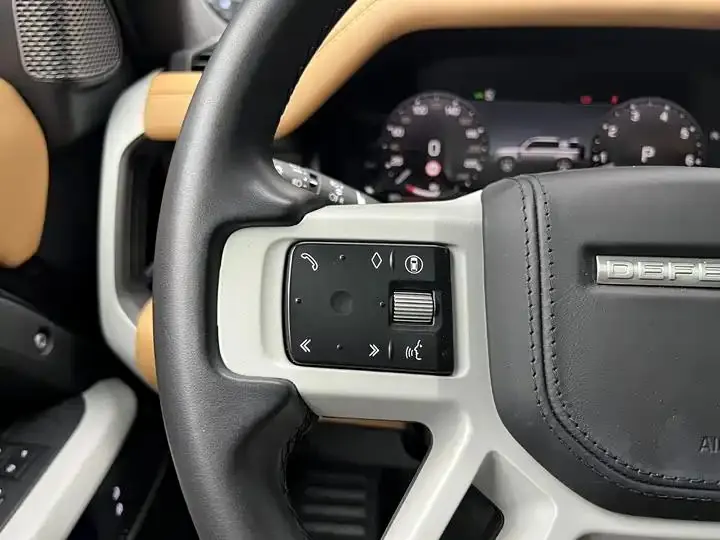 Land Rover Guard 2024 110 3.0T P400 Diablo Special Edition 18