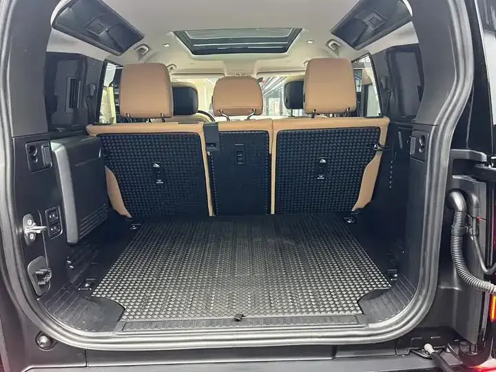 Land Rover Guard 2024 110 3.0T P400 Diablo Special Edition 24