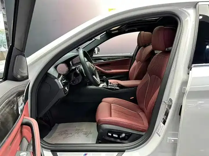 BMW 5 Series 2022 Modified 2 530Li Exclusive M Sports Suit 5