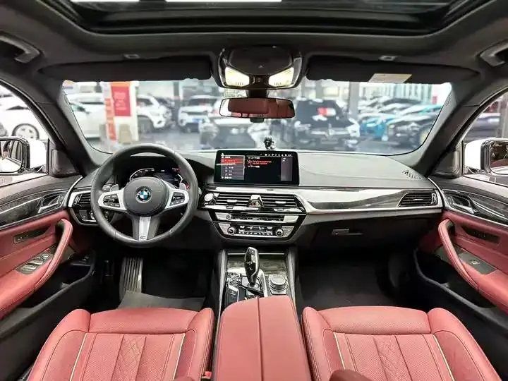 BMW 5 Series 2022 Modified 2 530Li Exclusive M Sports Suit 6