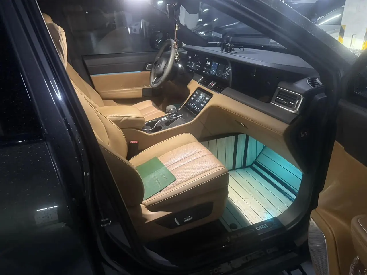 Li ONE 2020 extended 6-seat version 3