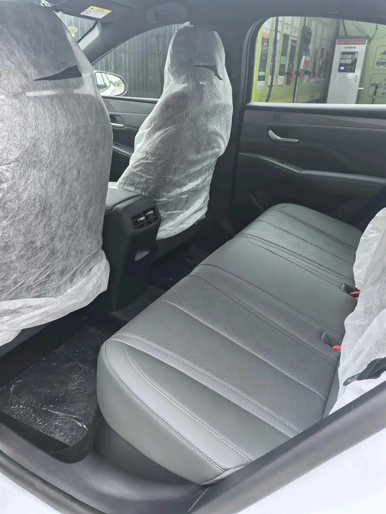BYD 2026 Qin L DM-i 1.5 CVT 128km Entry-Level Automatic 7